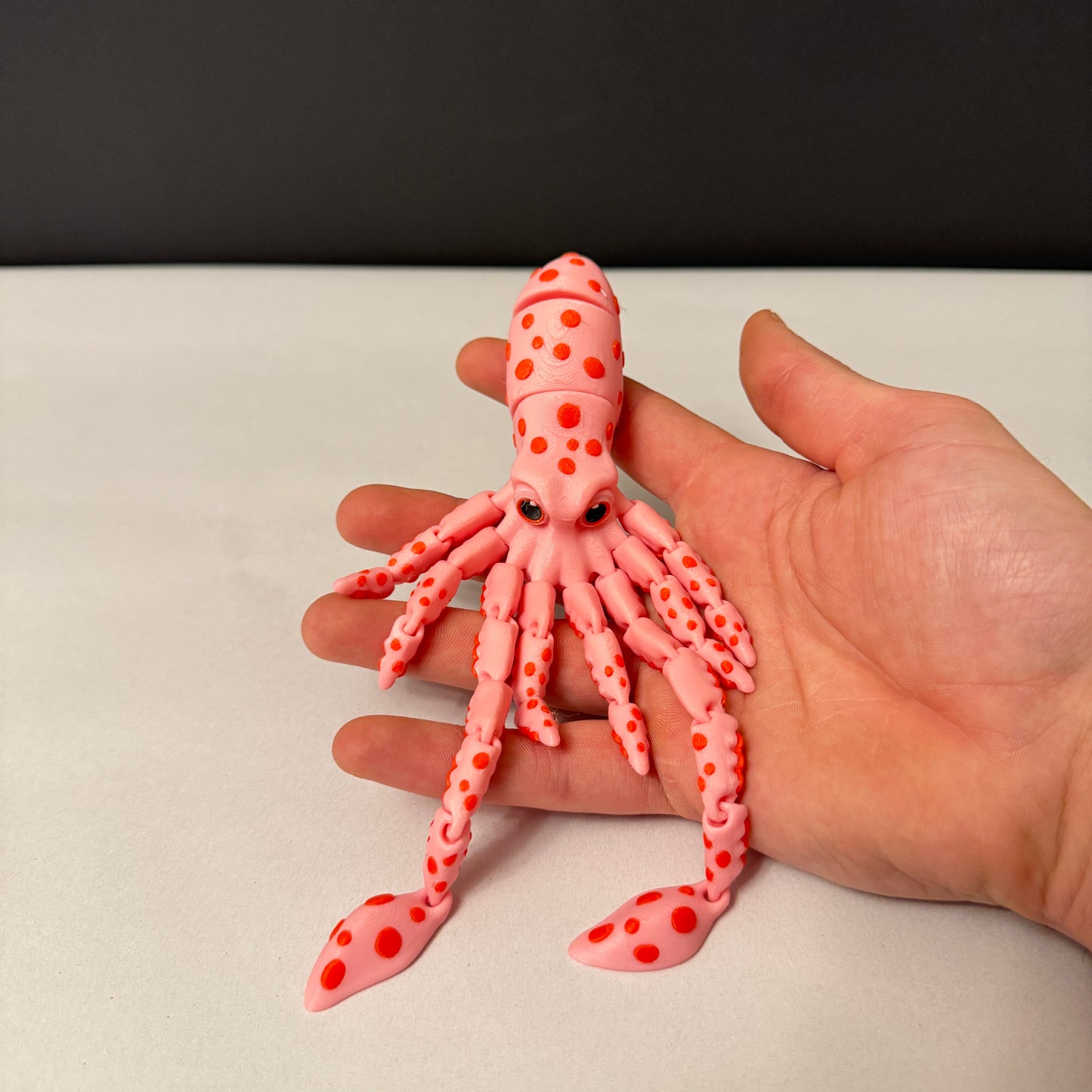 Wiggling Squid
