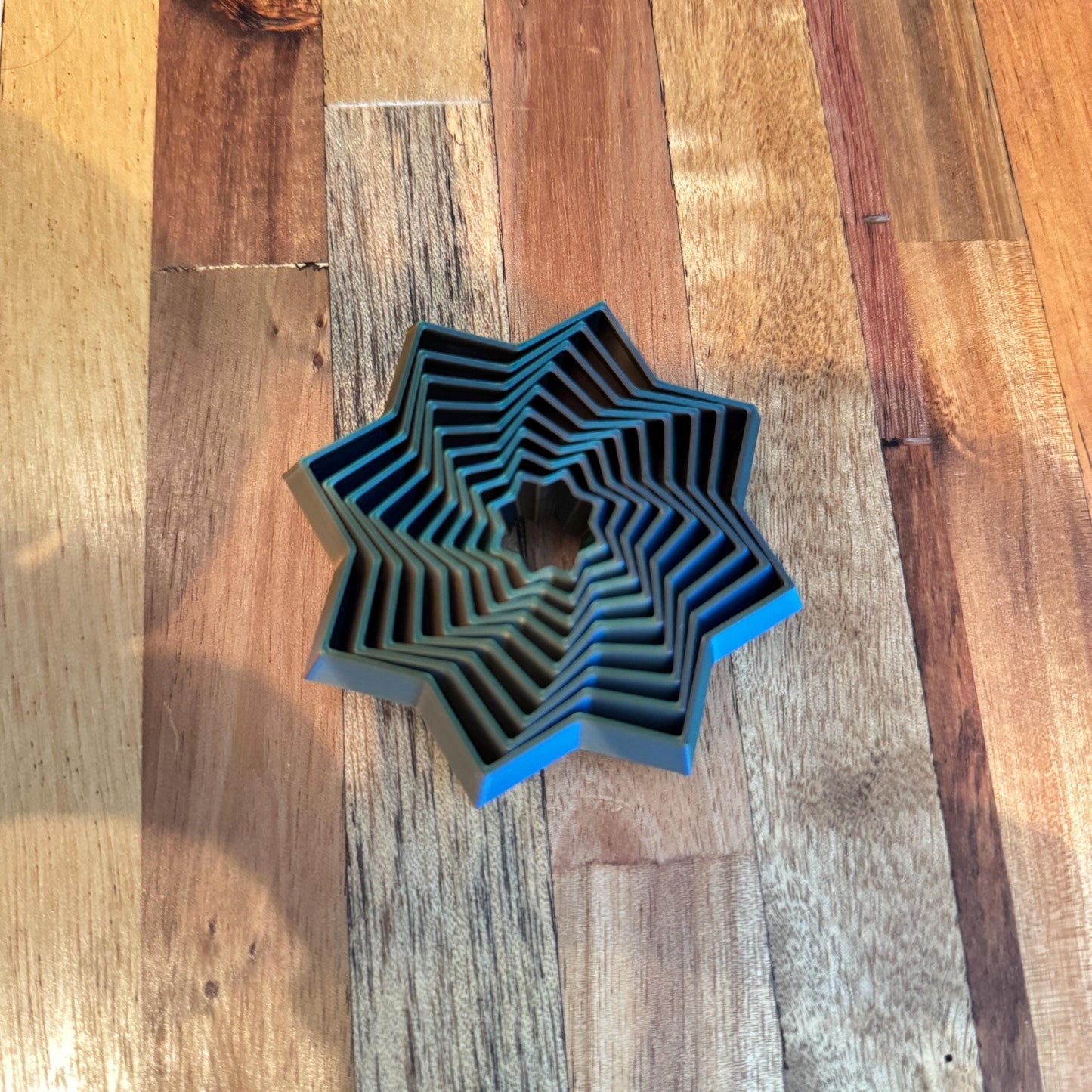 3D Articulating Fidget Stars